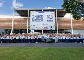 Stellantis celebra marco histórico de 2 milhões de veículos produzidos no Polo Automotivo de Goiana (PE)