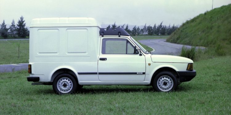 Fiat Fiorino completa 45 anos