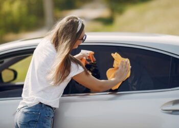 Quais os erros mais comuns na lavagem do carro e como evitar?