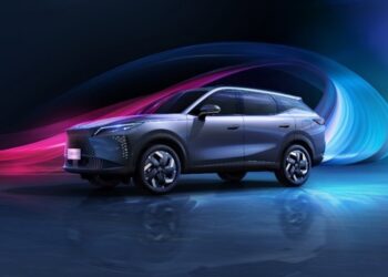 Omoda & Jaecoo apresenta o Omoda 7 no São Paulo Fashion Week