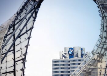 BMW Group e Solid Power dão o próximo passo no desenvolvimento de baterias de estado sólido