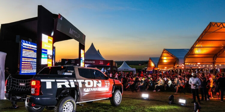 Mitsubishi Motors lança seu mais novo carro de competição: a Triton Katana R