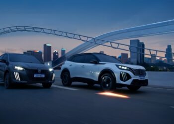 Peugeot transforma São Paulo em fliperama na nova campanha publicitária para os híbridos 208 e 2008