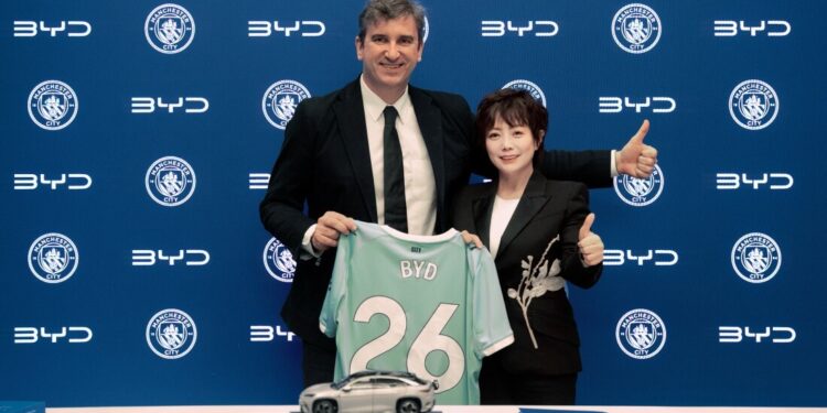 BYD e Manchester City F.C. firmam parceria global