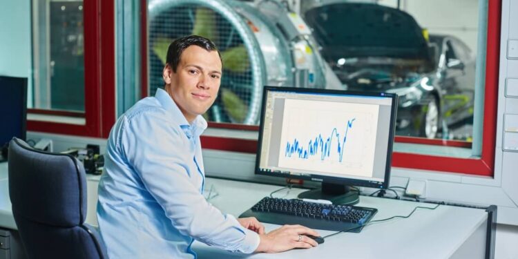 Umicore tem atuação estratégica no apoio à homologação de veículos híbridos no Brasil