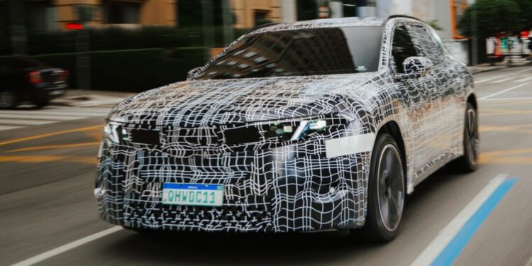 BMW iX3 é confirmado e passa por últimos testes de homologação no Brasil