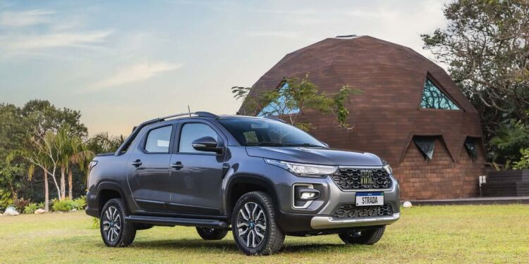 Fiat segue na liderança e a Strada emplaca mais de 64% em relação ao segundo colocado no acumulado do ano