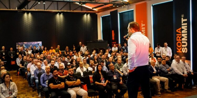 Koria reúne setor no primeiro summit de pintura do Brasil