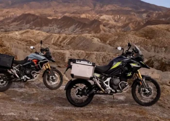 Triumph acelera estratégia no Brasil com 13 novos modelos previstos até o meio do ano