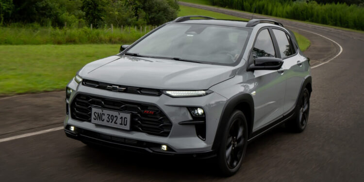 Novo Chevrolet Sonic chega em maio com proposta de SUV cupê e foco em tecnologia