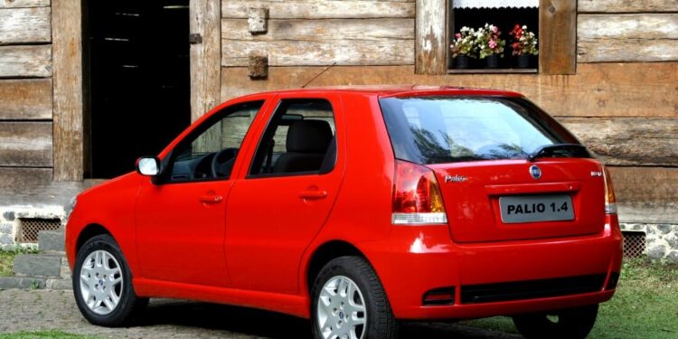 Ícone da mobilidade e robustez que marcou gerações no Brasil, Fiat Palio completa 30 anos