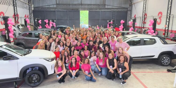 Cresce a procura por noções básicas de mecânica entre mulheres, público que já representa 36% dos motoristas no Brasil