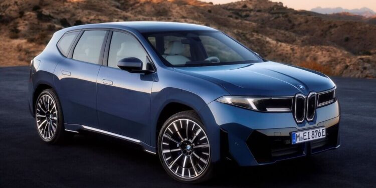 Pirelli: Dois pneus P Zero personalizados para o BMW iX3, ambos com tecnologia Elect