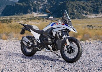 BMW Motorrad Brasil apresenta novas versões da R 1300 GS com ponteira Akrapovic de série