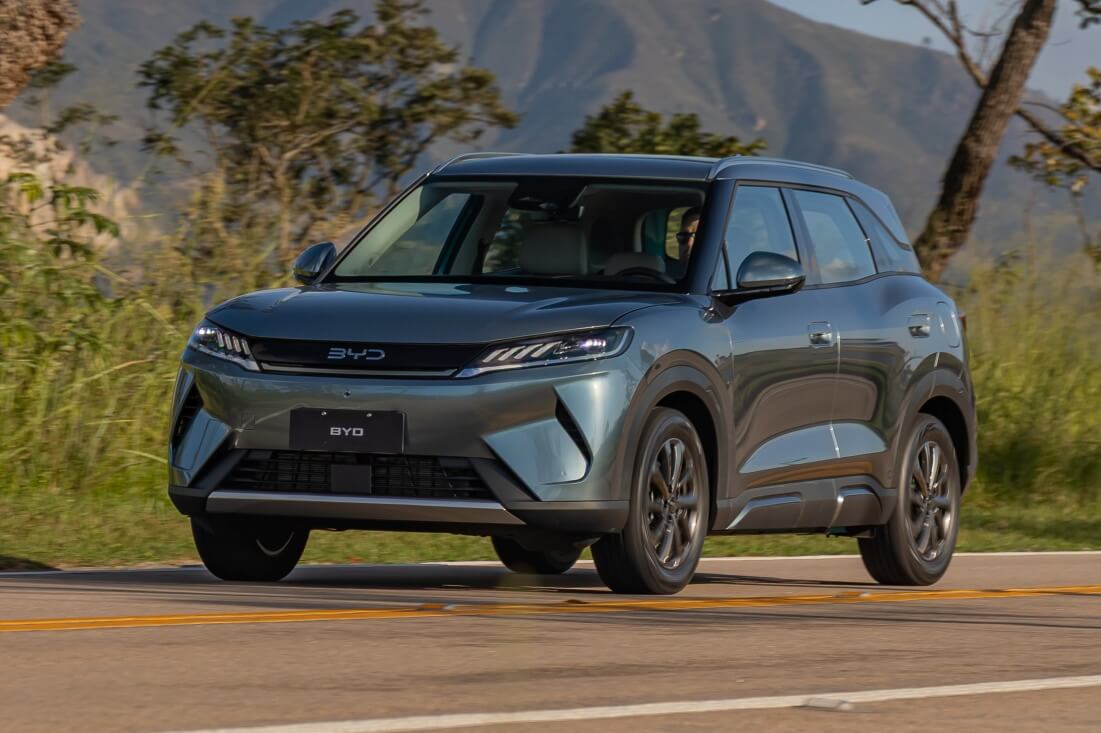 Atto 2 estreia sistema híbrido plug-in flex da BYD com autonomia superior a 1.000 km
