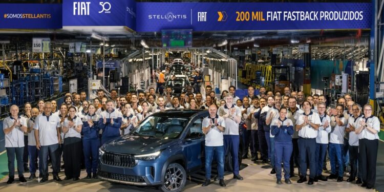 Primeiro SUV Coupé da Fiat do Brasil, Fastback chega a 200 mil unidades produzidas