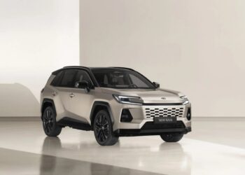 SUV híbrido mais vendido do mundo, Toyota RAV4 chega às concessionárias Newland Toyota