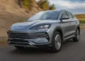BYD fecha semestre em quarto lugar com 100 mil carros vendidos e consolida crescimento acelerado no Brasil