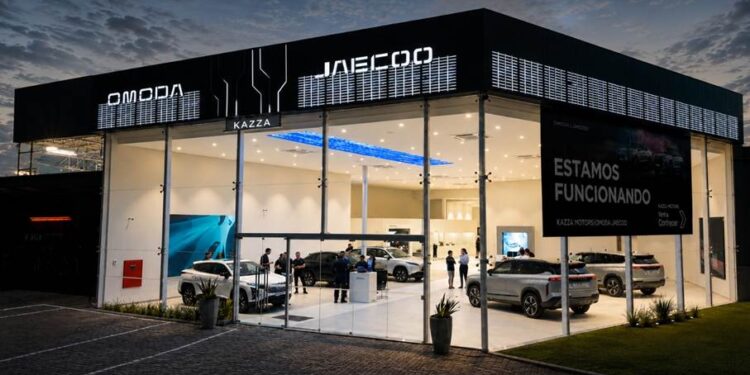 OMODA & JAECOO alcança a marca de 100 concessionárias no Brasil e projeta mais 50 novas lojas em 2026