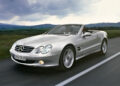 Mercedes-Benz SL R 230 celebra 25 anos como ícone de performance e inovação