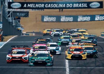 Stock Car é escolhida pela FIA como modelo de gestão e tecnologia para profissionais do automobilismo da América Latina