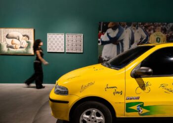 Exposição inédita da Casa Fiat de Cultura expande o olhar sobre o automóvel e a brasilidade