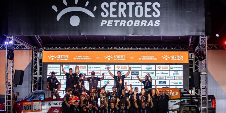 Mitsubishi Spinelli Racing encerra Sertões com título na Classic e vice-campeonato na Stock