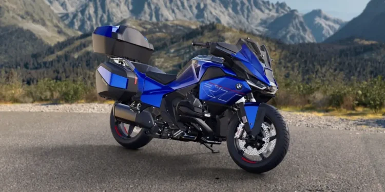 BMW Motorrad amplia família R 1300 RT no Brasil com nova versão Impulse
