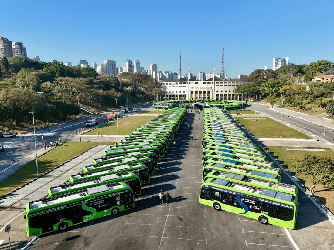 BYD emplaca quase três em cada quatro ônibus elétricos no Brasil em julho