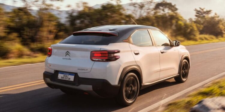 Citroën Basalt 2027 traz a bem-sucedida topo de gama Dark Edition para a versão manual