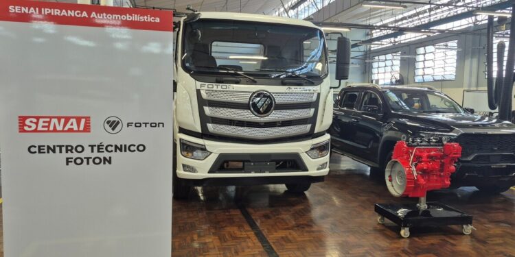 Foton capacita profissionais de sua rede de concessionárias em parceria com o SENAI