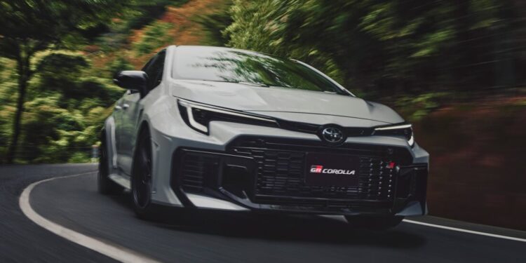 GAZOO Racing confirma novo GR Corolla para o Brasil e revela o esportivo no Festival Interlagos 2026