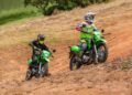 Kawasaki apresenta nova família KLX230 desenvolvida para diferentes terrenos e diferentes perfis de motociclistas