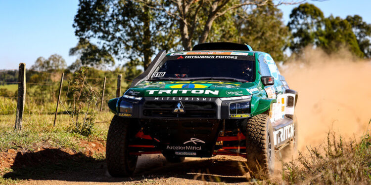 Mitsubishi Spinelli Racing leva três gerações da Mitsubishi ao Sertões Petrobras 2026