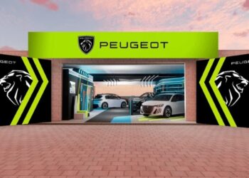 Peugeot celebra legado nas pistas com box imersivo, test-drives e experiências exclusivas no Festival de Interlagos