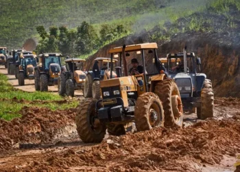 Oeste da Bahia será o próximo destino da maior expedição de tratores do mundo