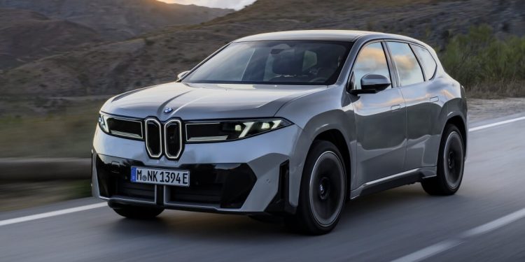 BMW iX3 elétrico chega às concessionárias oferecendo a maior autonomia do país com até 570 km (PBEV)