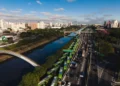 BYD emplaca mais ônibus elétricos que segunda e terceira colocadas somadas e assume liderança no ano