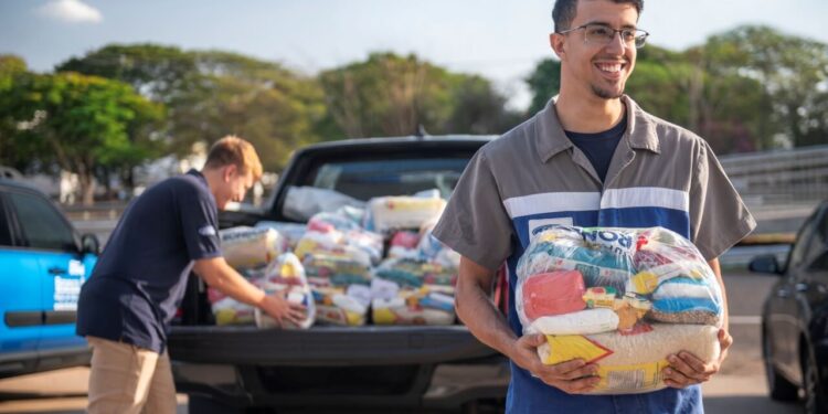 Ford e sua rede promovem campanha de arrecadação de alimentos em setembro