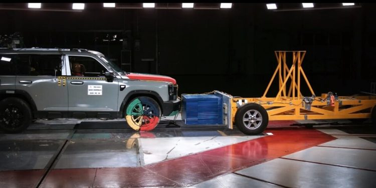 Haval H7 marca o 4.000º crash test do Laboratório de Segurança da GWM