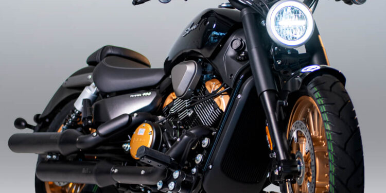 Shineray lança Denver 400, nova Custom com motor V2 e foco em longas viagens