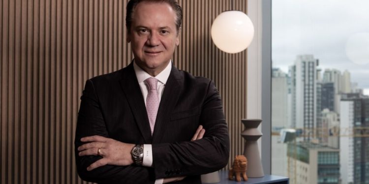 Stellantis unifica áreas institucionais na América do Sul