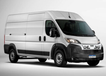 Fiat Ducato chega à linha 2027 com nova versão Multi