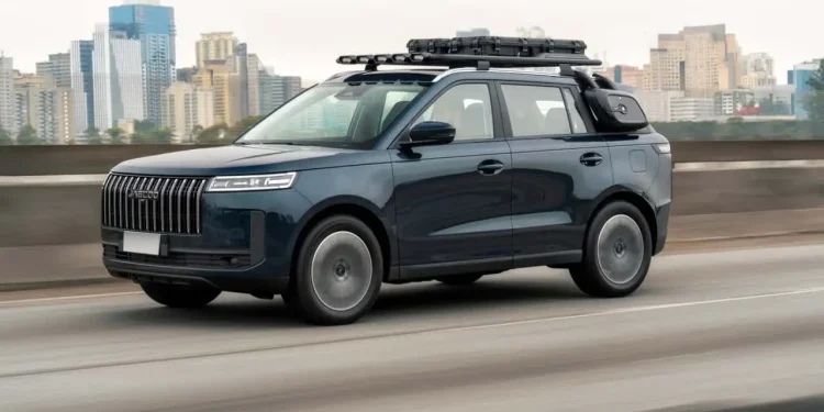Jaecoo 5 chega às lojas com tecnologia híbrida e até 1.000 km de autonomia