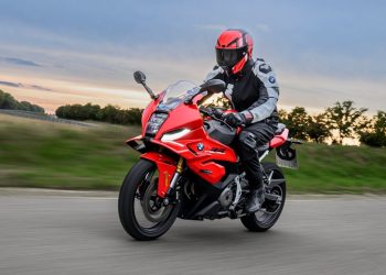 BMW Motorrad apresenta a nova F 450 RR na Europa