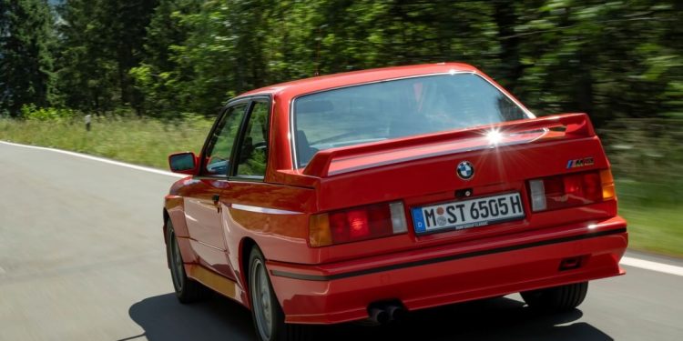 BMW M3 completa 40 anos sendo referência de sedã esportivo