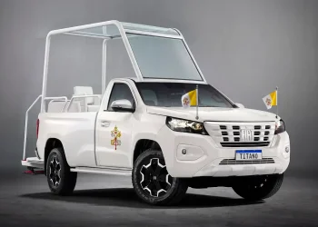 Fiat Titano será o carro oficial do Papa Leão XIV no Uruguai