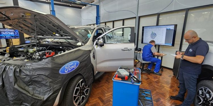 Ford promove competição nacional para técnicos da sua rede