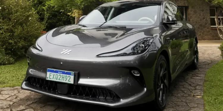 MG Motor lança no Brasil nova divisão de luxo IM Motors e primeiro modelo é SUV elétrico IM6 com até 752 cv