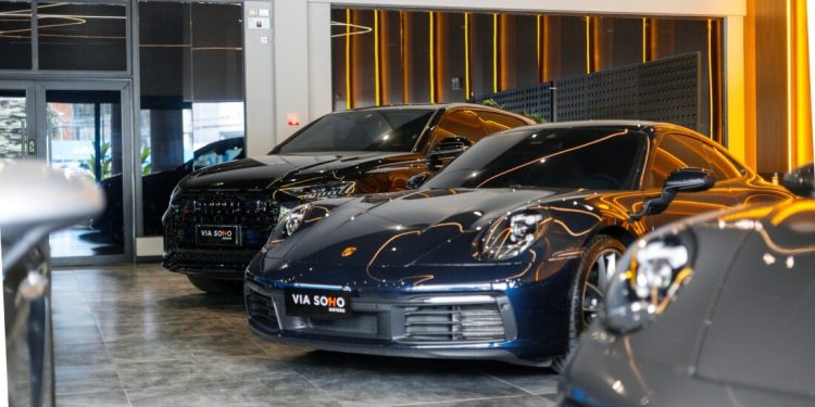 Cresce a procura por seminovos premium acima de meio milhão no país